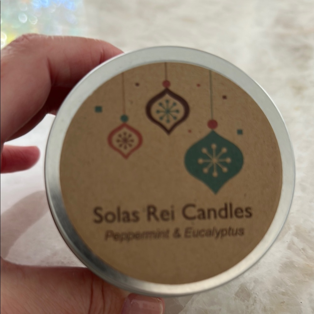 Solas Rei- Peppermint & Eucalyptus Scented Candle